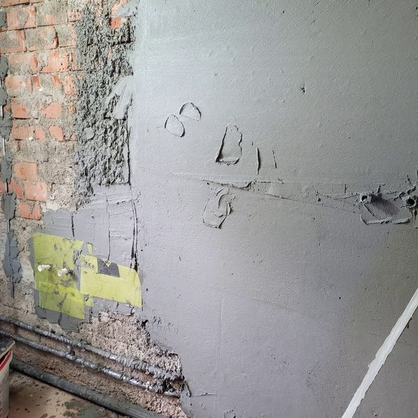 Bad im Altbau, Tutzing · 2023: Verputzt