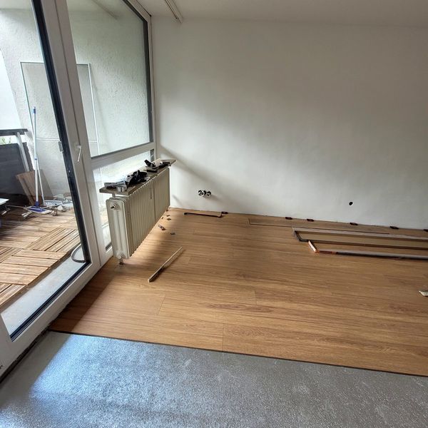 Einfamilienhaus: Decken, Parkett und neues Bad, Pöcking · 2024: Parkett